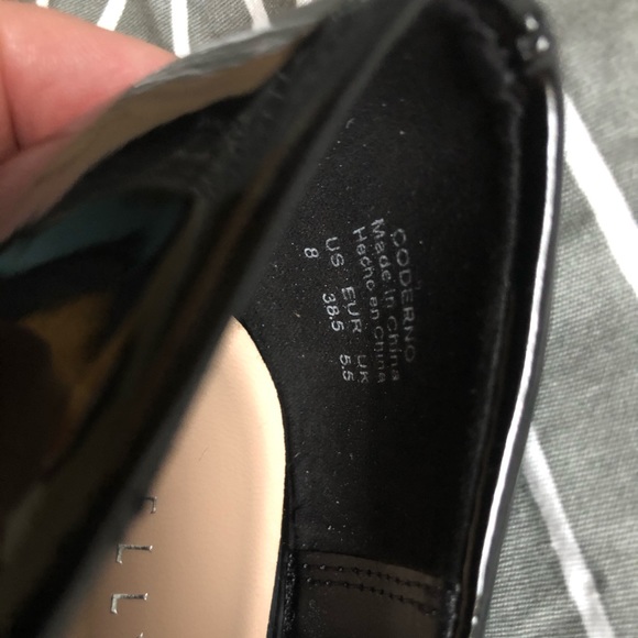 Kelly & Katie Heels, Round Toe - Black, Size 8 - Picture 13 of 16